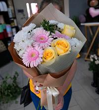 Букет цветов из:  Герберы, Розы и Хризантемы в Фурманове